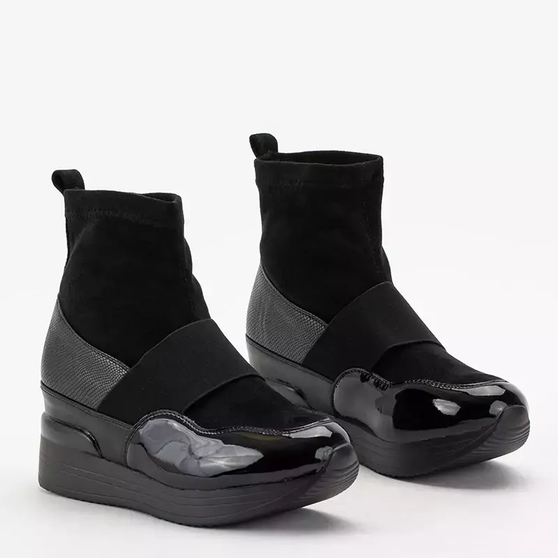 OUTLET Black women's slip-on boots with embossing and patent leather Keledi - Footwear