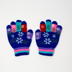 Navy blue girls' gloves with glitter and snowflakes - Accessories