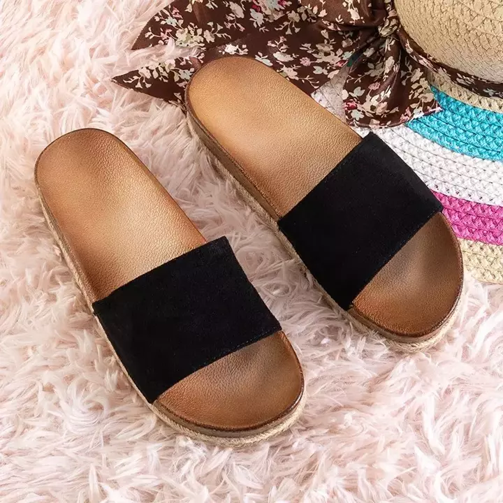 OUTLET Black women's slippers on the Kosala platform - Footwear