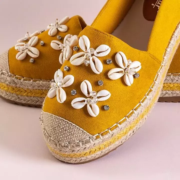 OUTLET Yellow women's espadrilles with Izira decorations - Shoes