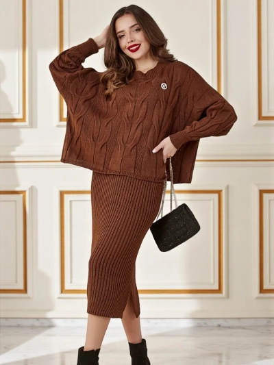 Royalfashion Akrila pletenā sieviešu komplekts ar džemperi un svārkiem Siltuma&Maiguma