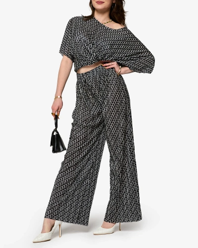 Black women's patterned pleated set - Clothing