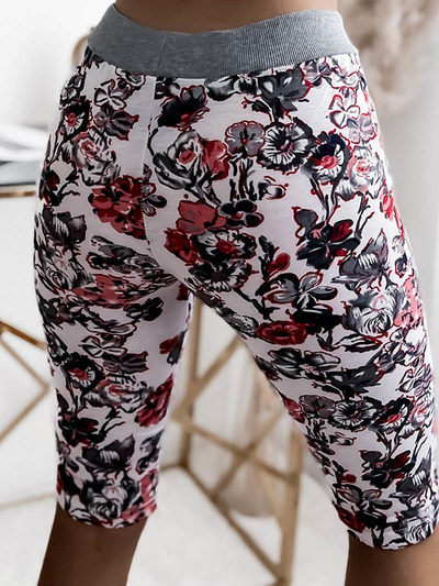 Royalfashion Женские шорты 3/4 белого цвета с цветами PLUS SIZE