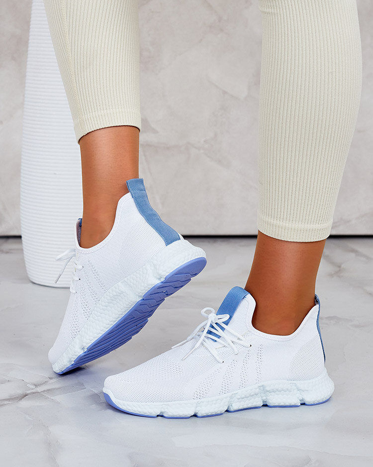 Белые женские кроссовки с голубыми вставками Baym