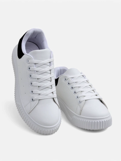 Damskie sneakersy Callista lav platforma ze skóry ekologicznej białe-czarne