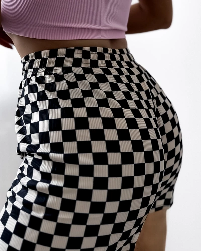 Beige and black women's checkered fabric short shorts PLUS SIZE- Clothing