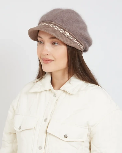 Royalfashion Women's beret with a peak