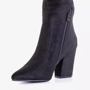 OUTLET Black women's boots on the Vacar post - Footwear