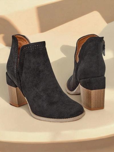 Royalfashion Women's ankle boots on a post Vettot