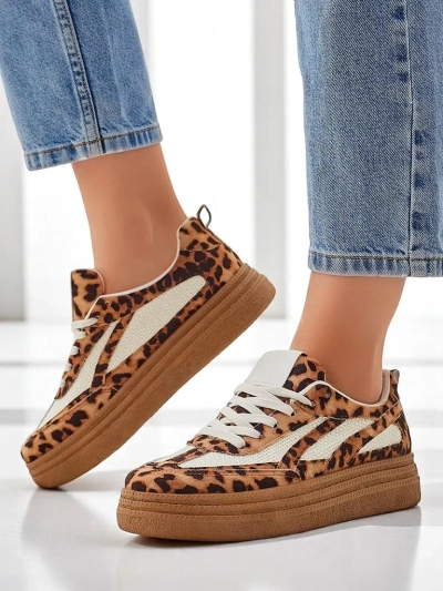 Royalfashion Women's sports sneakers Detti