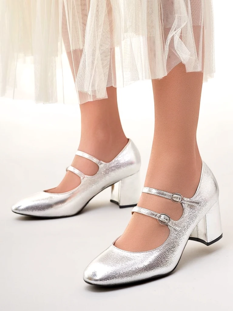 Туфли на каблуке из лаковой кожи Royalfashion для женщин с ремешками Ovinna