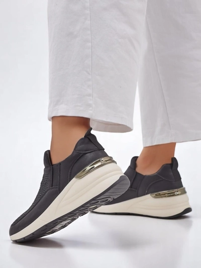 Royalfashion Slip-on women's sports shoes with rhinestones Elera