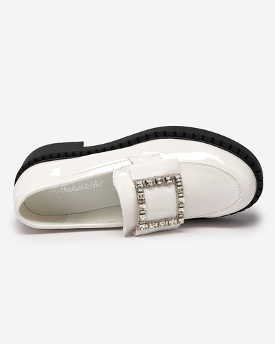 Lacquered shoes with a white buckle. Fogim- Footwear