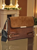 коричневый