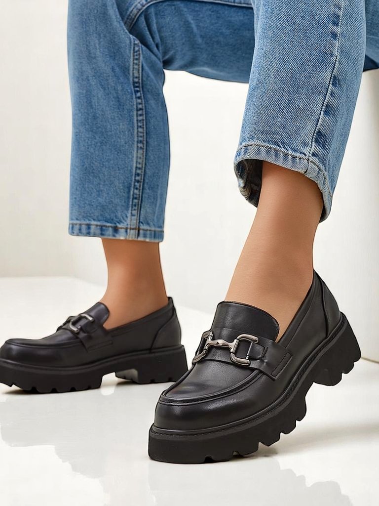 Royalfashion Sieviešu loaferi ar biezāku zolīti Rouetta