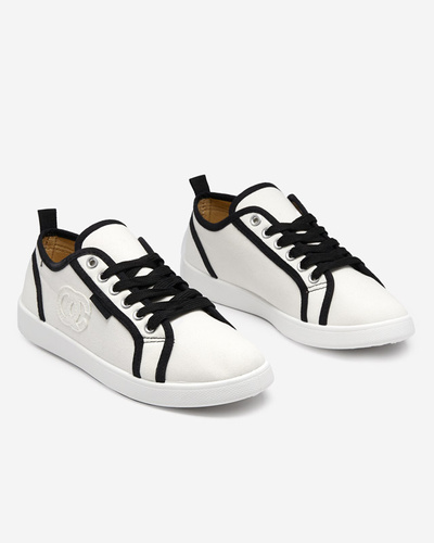 White women's sneakers with patch Wefera - Footwear