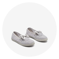 pigeon gray || Light gray