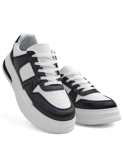 Royalfashion Women's sneakers on a thicker sole Saqesse