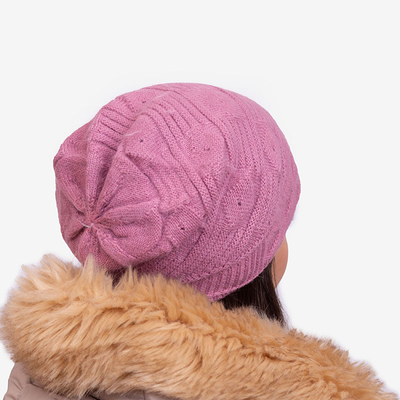 Темно-розовая женская шапка