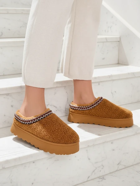 Royalfashion Короткие женские снежные ботинки Selio