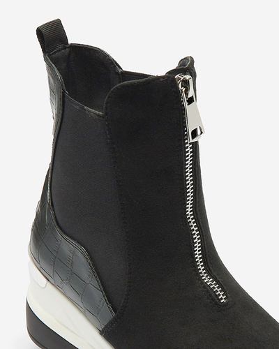 Black women's high-top sneakers with embossing Looyis -