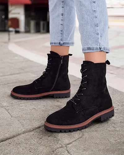 Royalfashion Sieviešu ādas cepuriņas Gosop