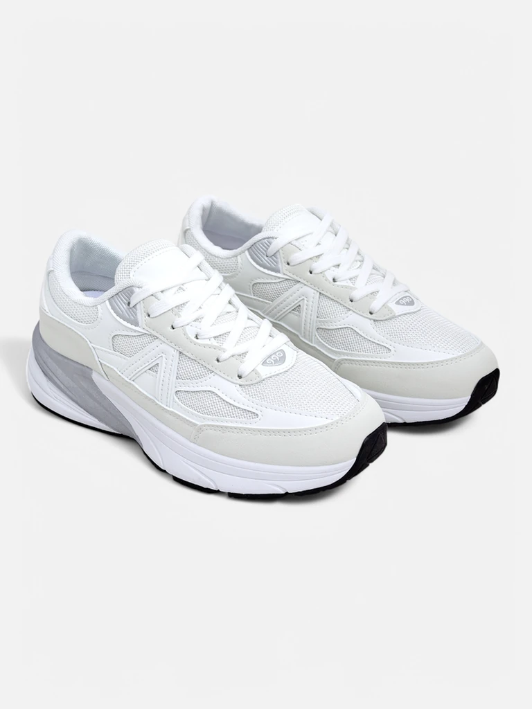 Royalfashion Women's sports sneakers on a thicker sole Moderax