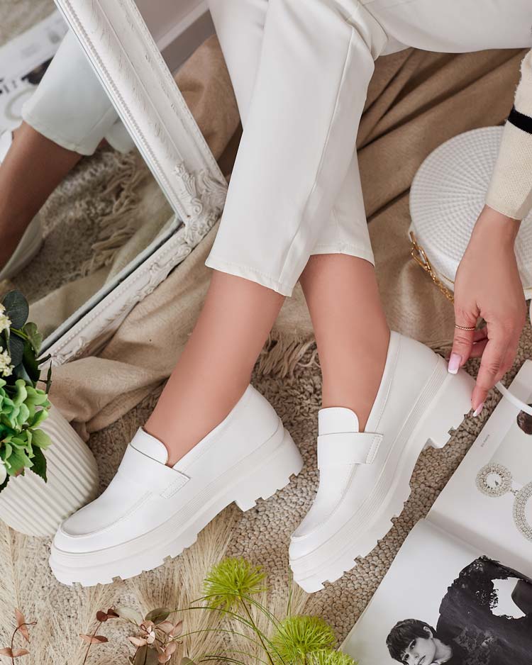 Mokaseno por Lejdi Aura Blanka sur Platformo - Eleganta kaj Komforta, Eko-Leðre