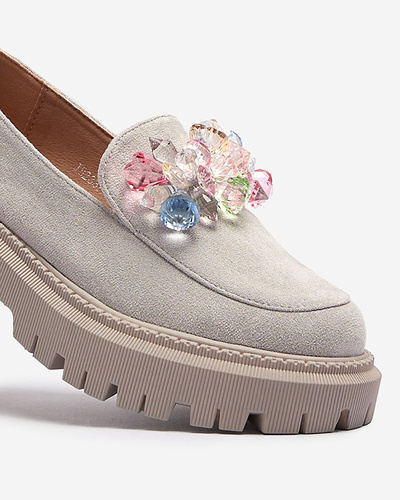 Light gray women's moccasins with colorful beads Hetika - Footwear