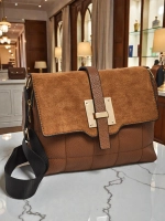 светло-коричневый