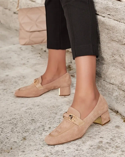 Royalfashion Elegant women's moccasins on a low post Orino