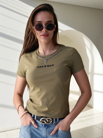 Женская хлопковая укороченная футболка Royalfashion с надписью