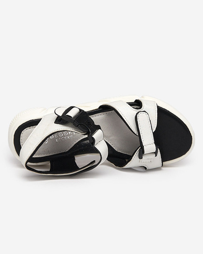 Children's shiny sandals in white Leepe-Shoes