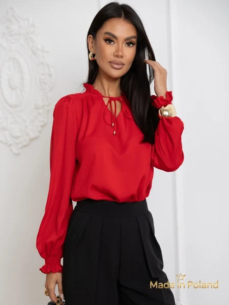 Sieviešu blūze ar dekoratīvu kakla izgriezumu Frankie