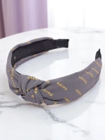 голубиный серый