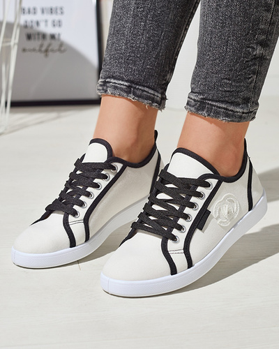 White women's sneakers with patch Wefera - Footwear