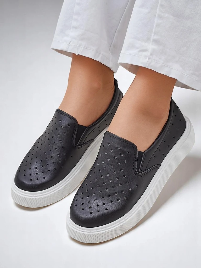 Royalfashion Perforated women's slip-on shoes Emayla