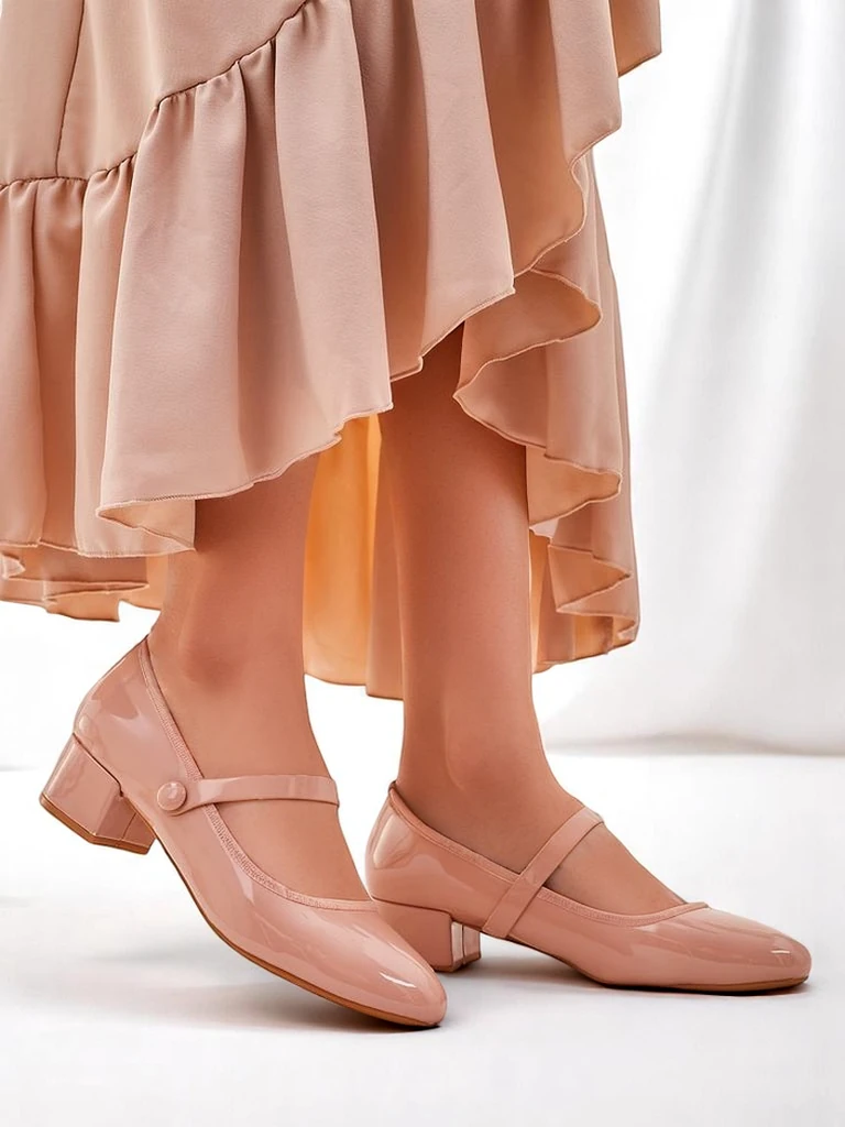 Lavish Royalfashion Damskie czółenka na niskim obcasie Omagga