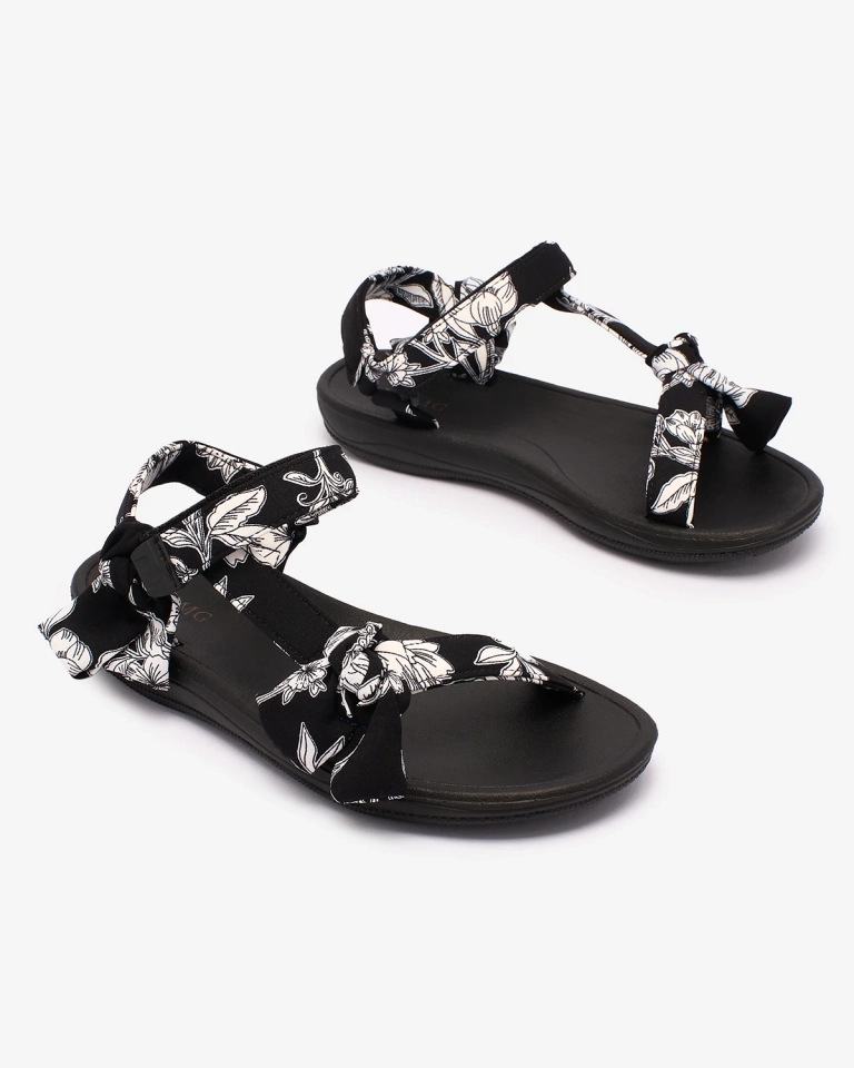 Royalfashion Women's sandals with print in black Andreti