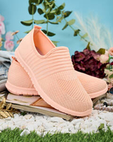 Светло-розовый