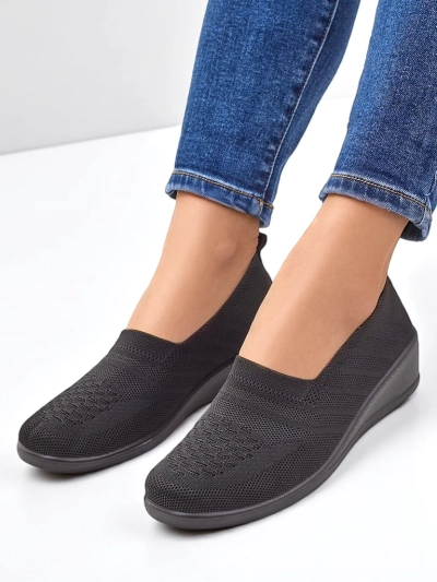 Royalfashion Sieviešu loaferi uz zemas klinšu Epoles