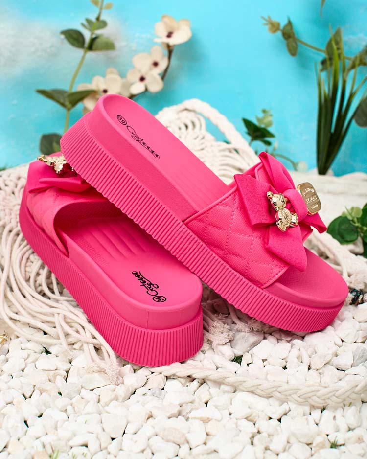 Royalfashion Sieviešu dūnotas dībeļi ar dekoratīvu loku Nelmi