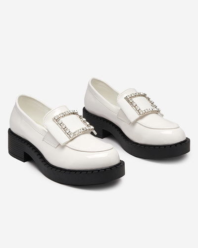 Lacquered shoes with a white buckle. Fogim- Footwear