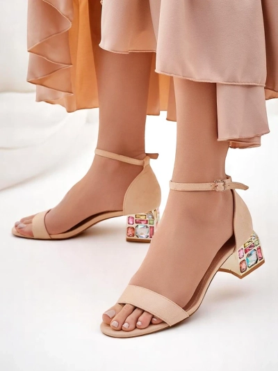 Royalfashion Sieviešu sandales ar dekoratīvu papēdi Ballou