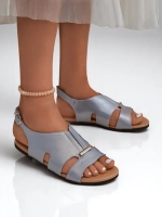 Deep blue sky || silver