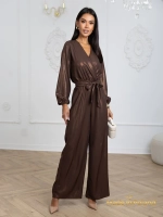 коричневый