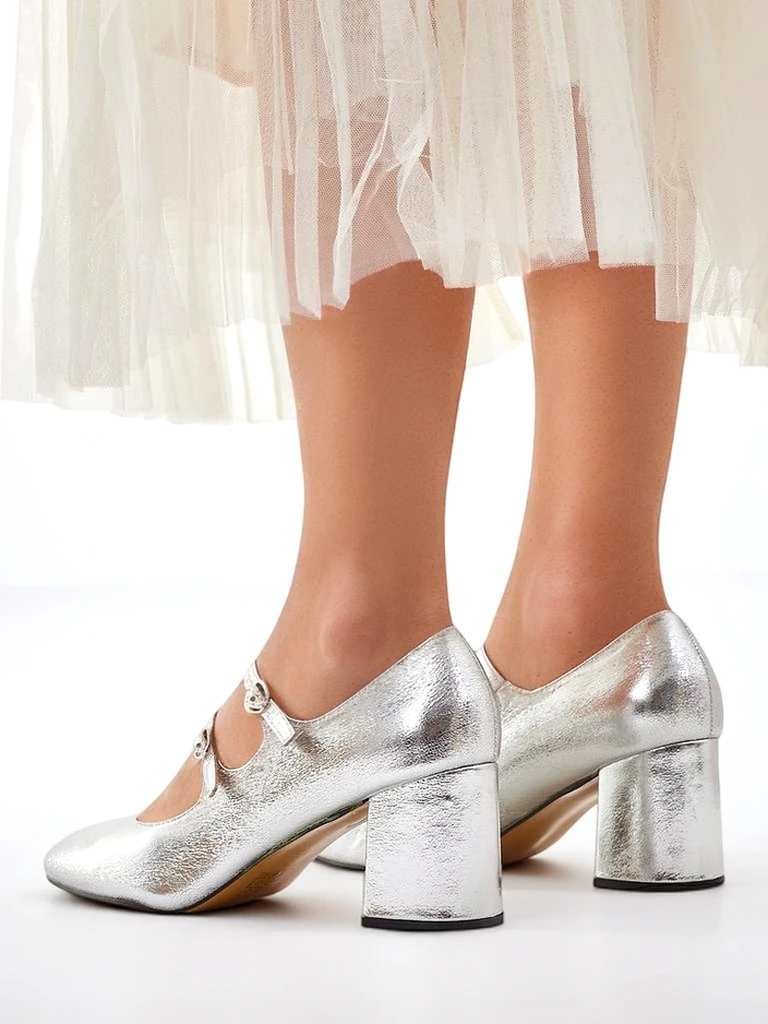 Туфли на каблуке из лаковой кожи Royalfashion для женщин с ремешками Ovinna