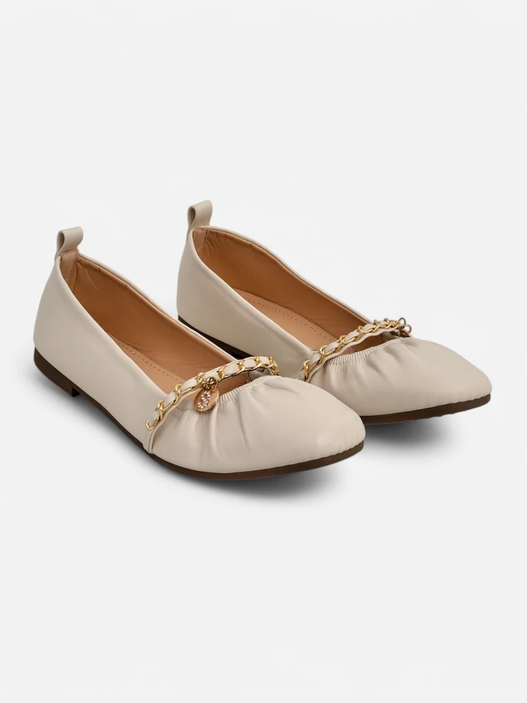 Женские балетки Aelia бежевые из экокожи с декоративной цепочкой ITALIA