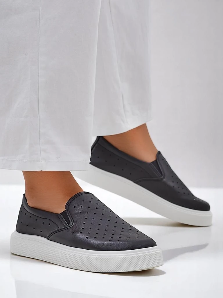 Royalfashion Perforated women's slip-on shoes Emayla