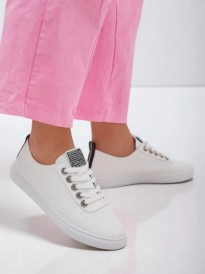 Royalfashion Sieviešu sporta apavi ar pērļiem Cytorrie